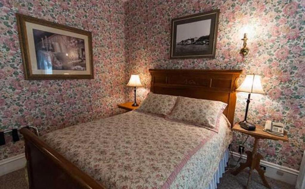 Carriage House Inn Φρεντέρικτον Δωμάτιο φωτογραφία